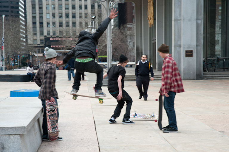 Skateboard bust